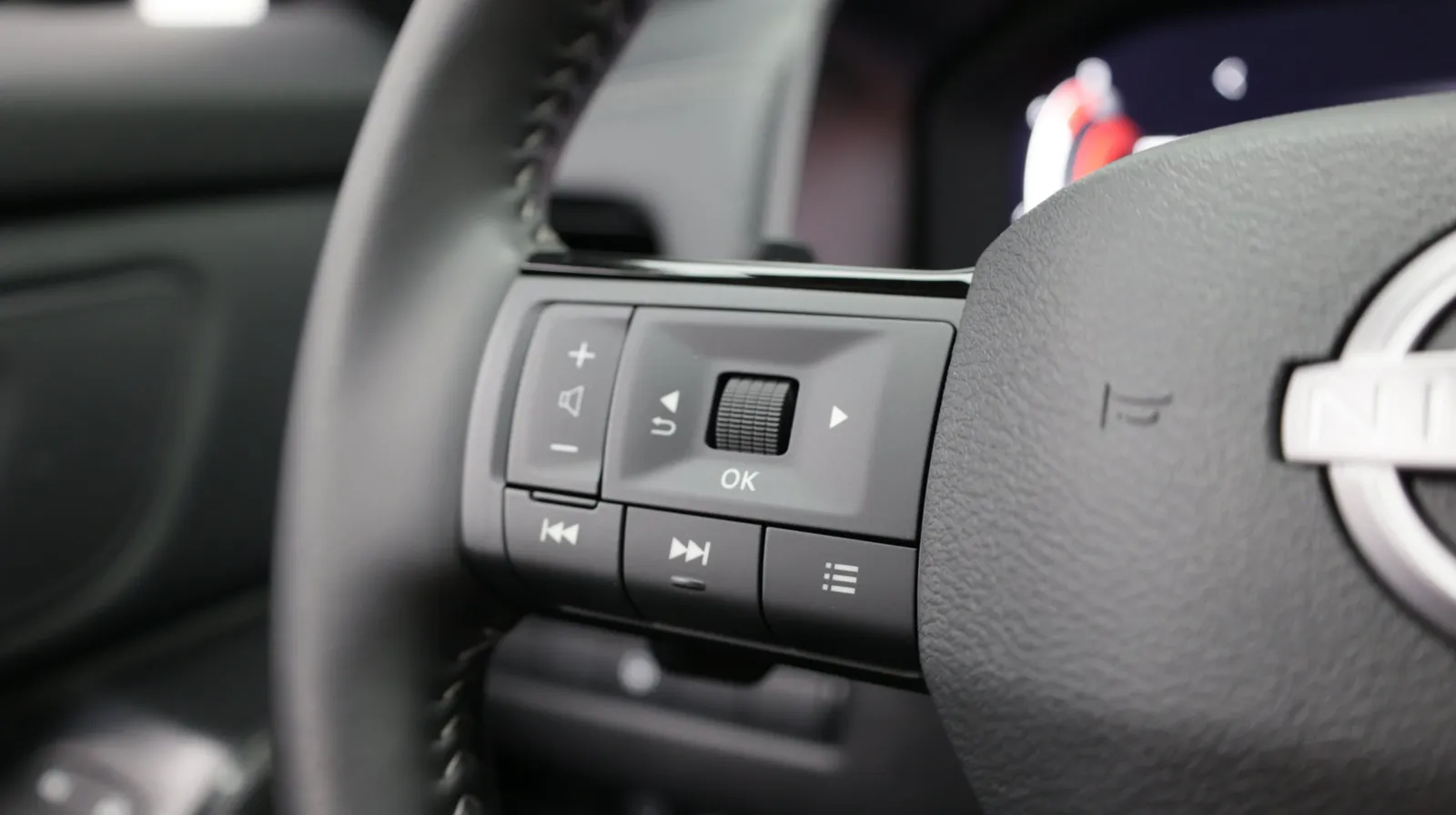 Nissan Rogue photo 22