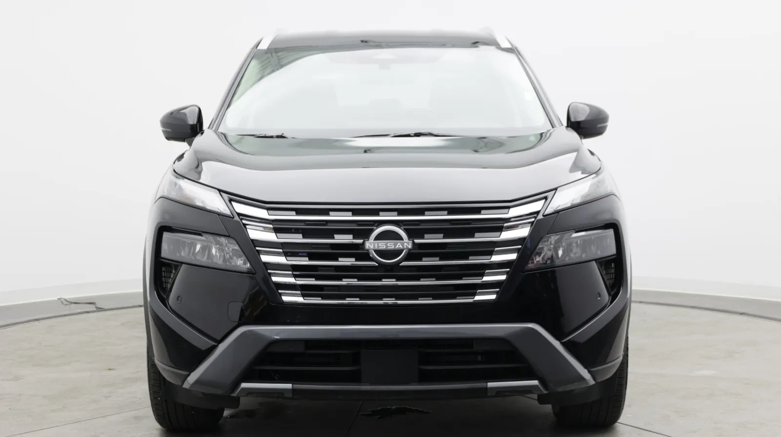 Nissan Rogue photo 2