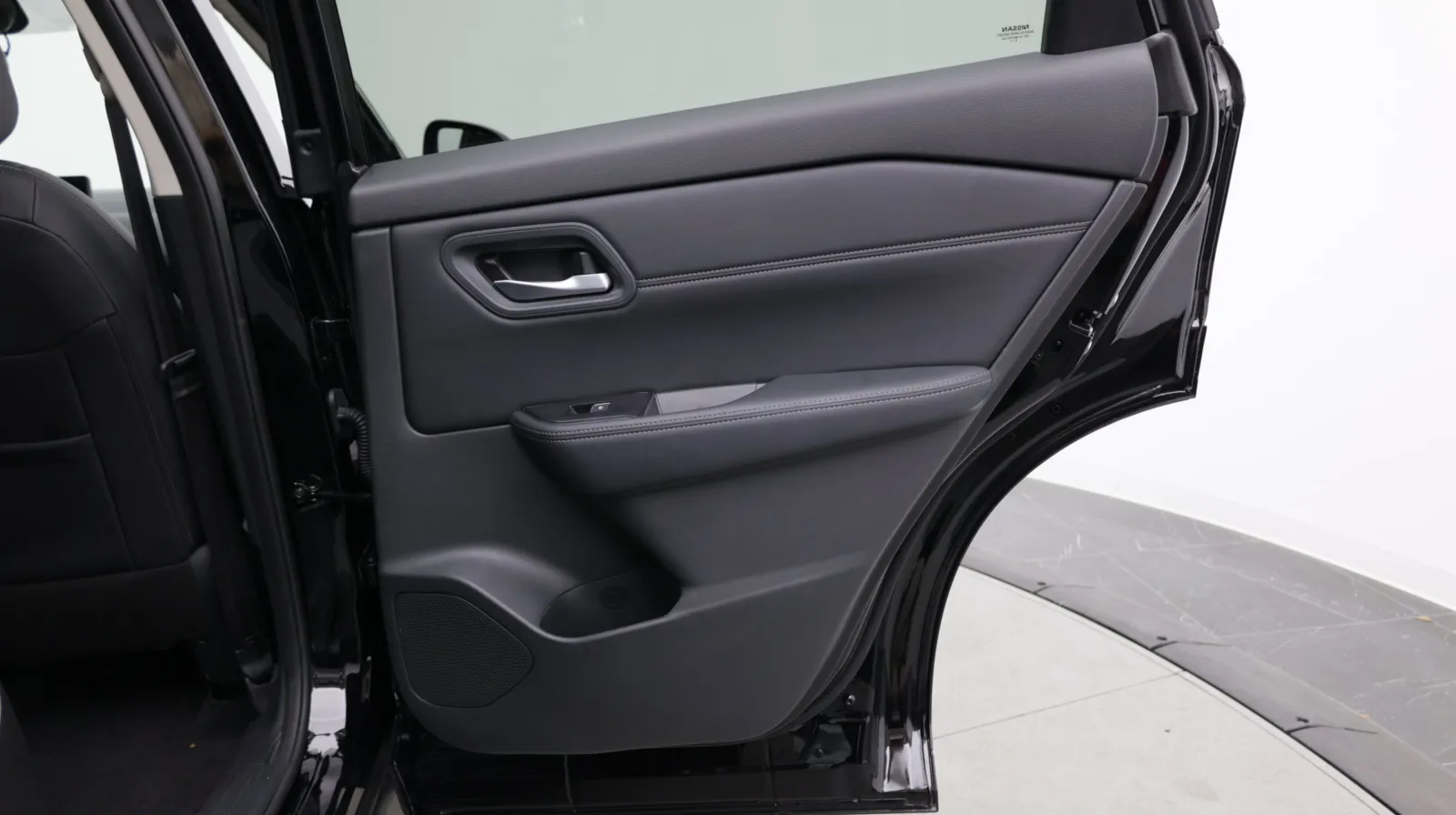 Nissan Rogue photo 34