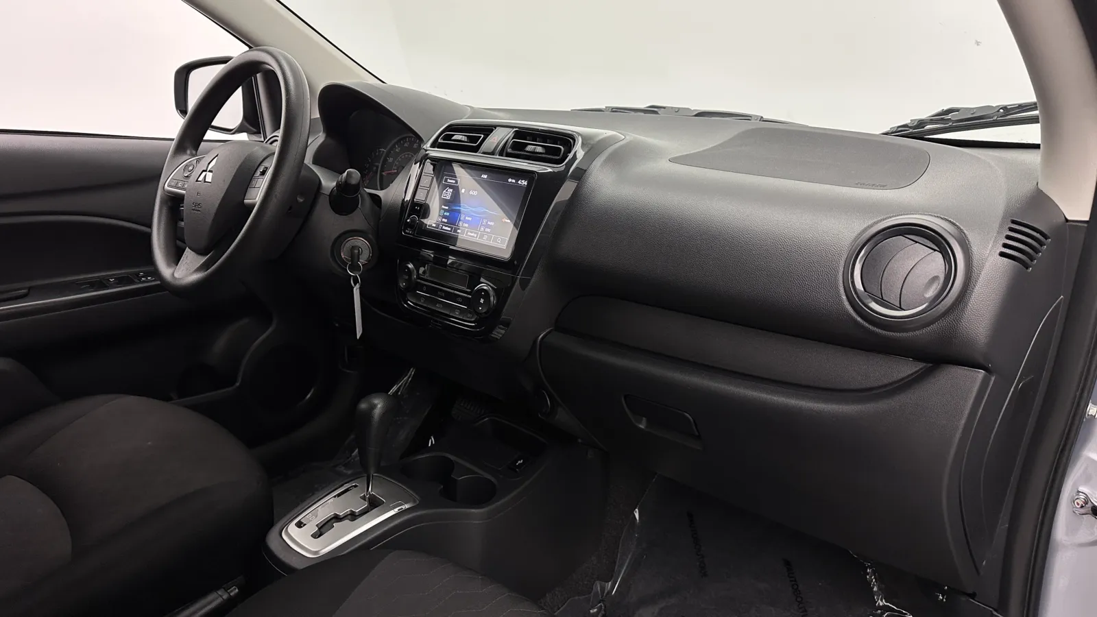 Mitsubishi Mirage photo 27