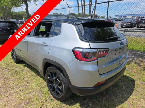More photos of 2022 Jeep Compass Altitude at Auto Boutique Florida, FL