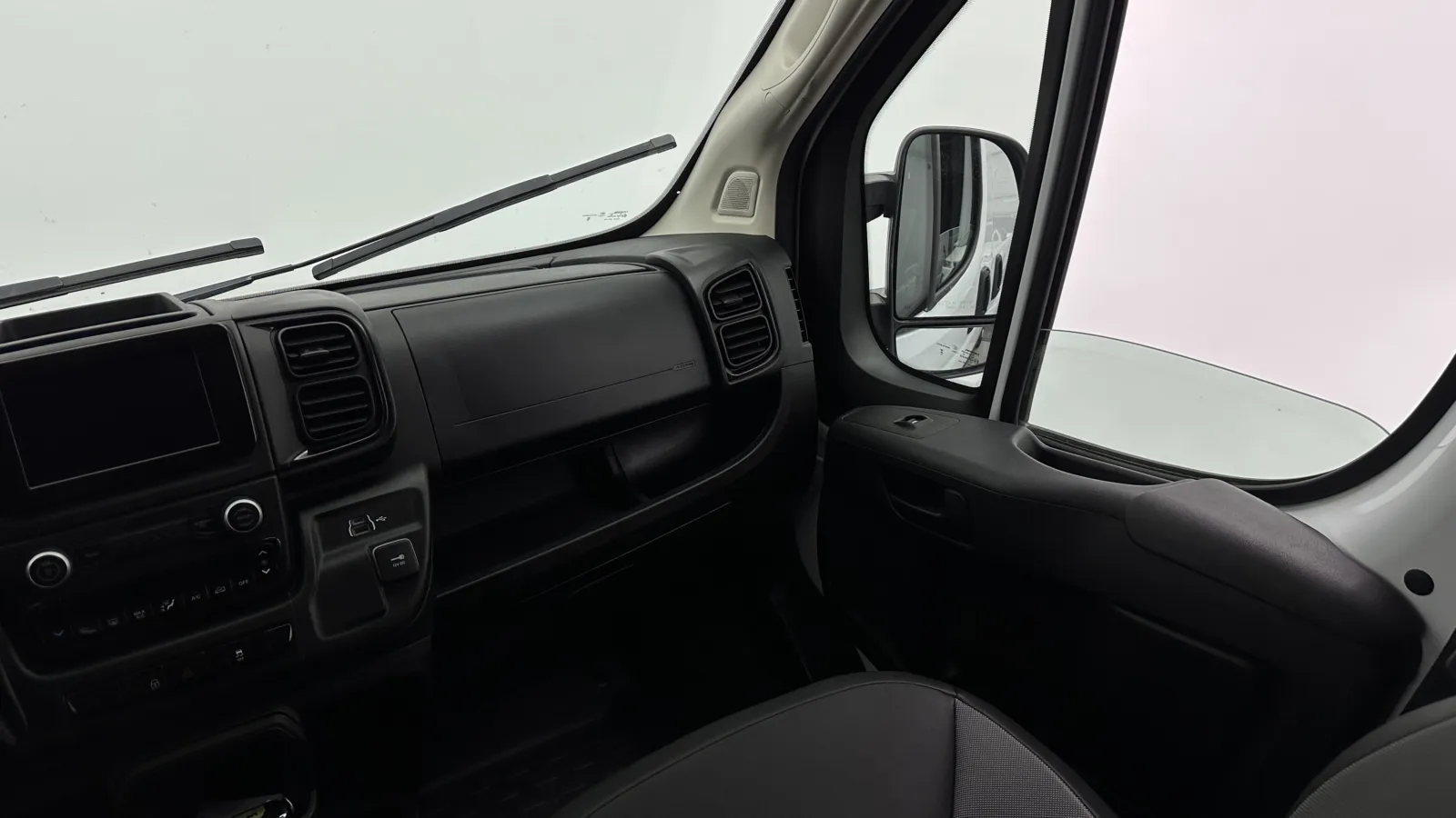 Ram Cargo Van photo 18