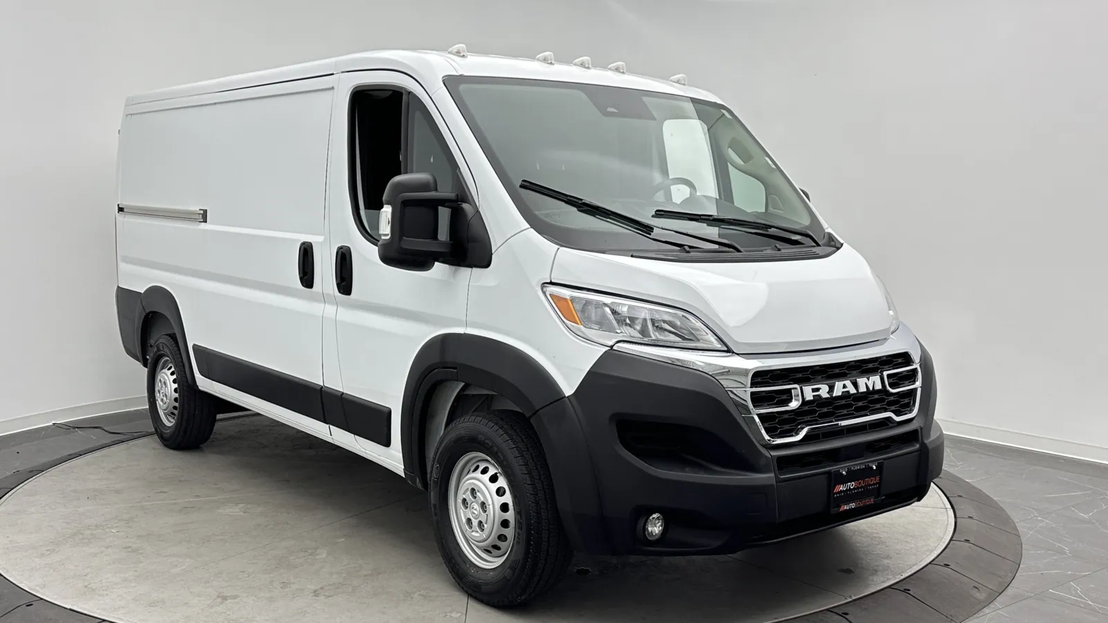 Ram Cargo Van photo 3