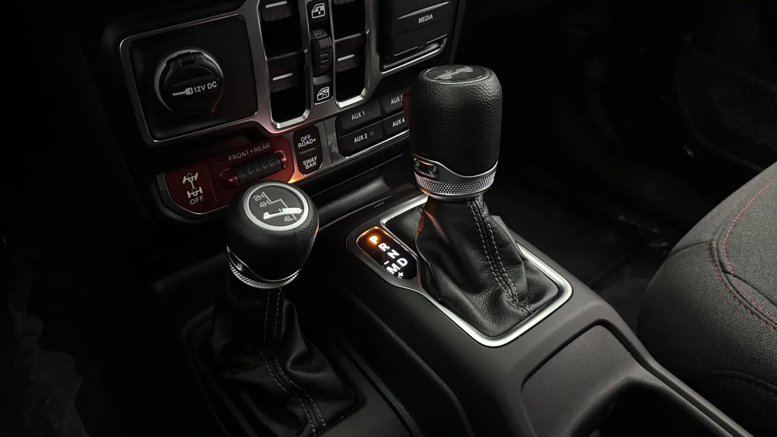 Jeep Wrangler photo 15