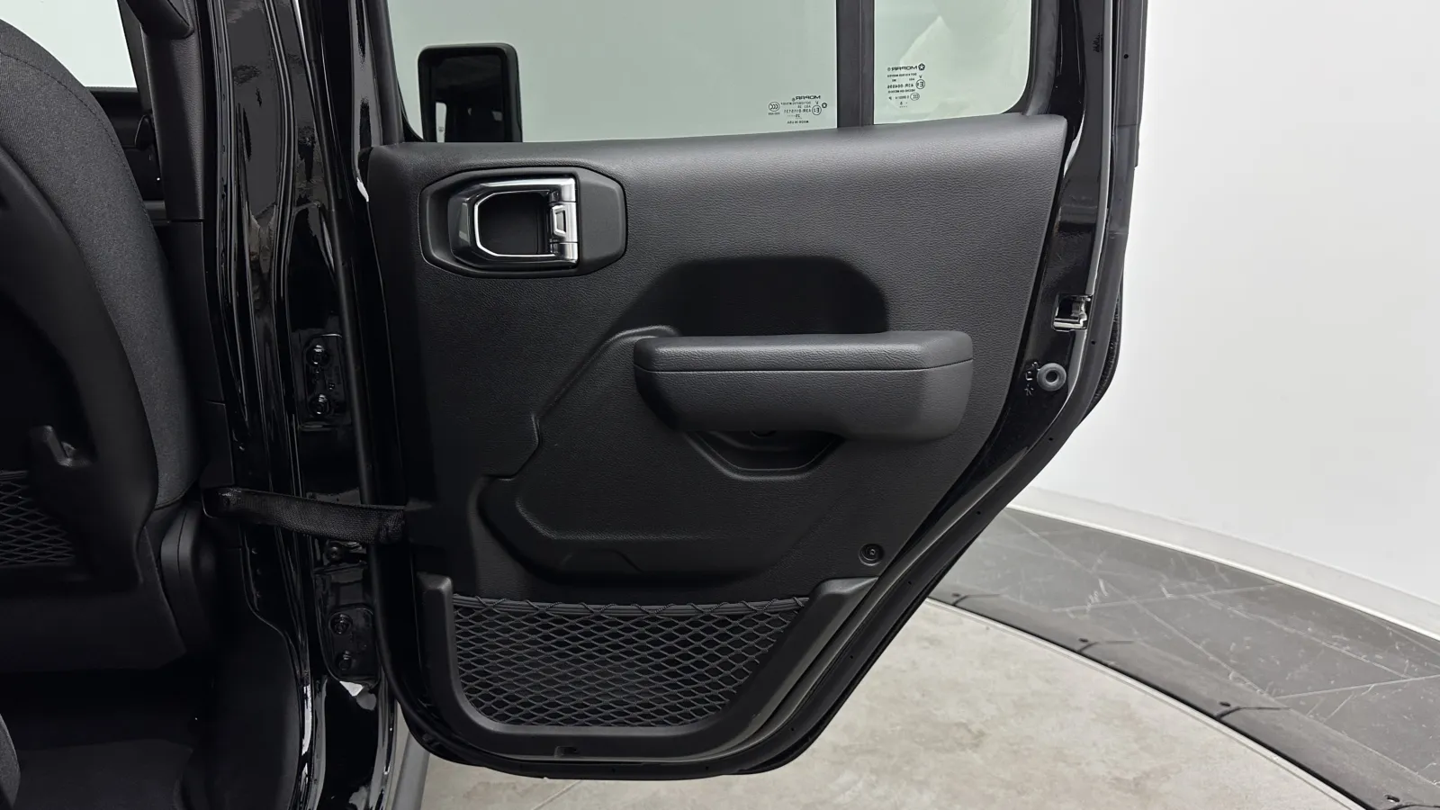 Jeep Wrangler photo 26