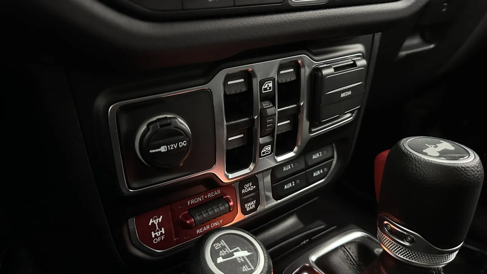 Jeep Wrangler photo 17