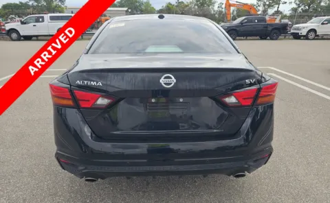 More photos of 2021 Nissan Altima 2.5 SV at Auto Boutique Florida, FL