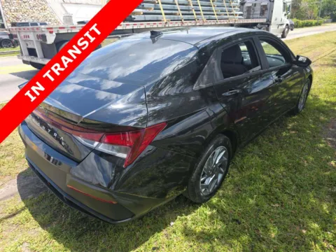 More photos of 2024 Hyundai Elantra SEL at Auto Boutique Florida, FL