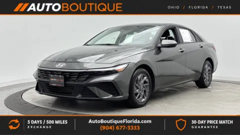 Gray 2024 Hyundai Elantra SEL for sale in Jacksonville, FL