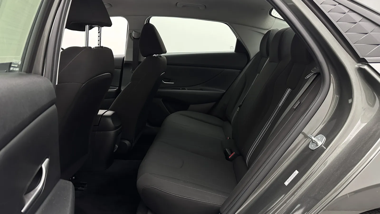 Hyundai Elantra photo 21