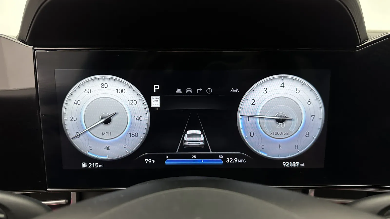 Hyundai Elantra photo 16