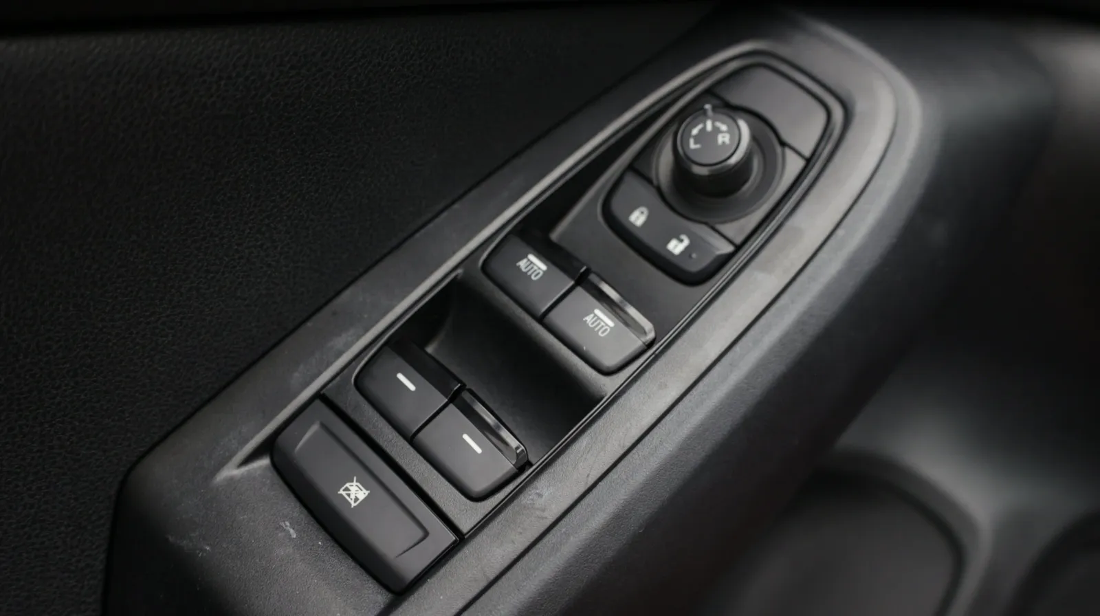 Subaru Crosstrek photo 12