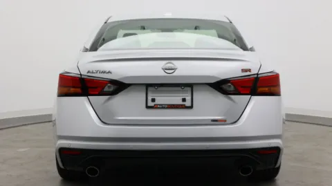 More photos of 2024 Nissan Altima 2.5 SR at Auto Boutique Florida, FL