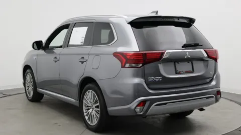 More photos of 2022 Mitsubishi Outlander PHEV SEL at Auto Boutique Florida, FL