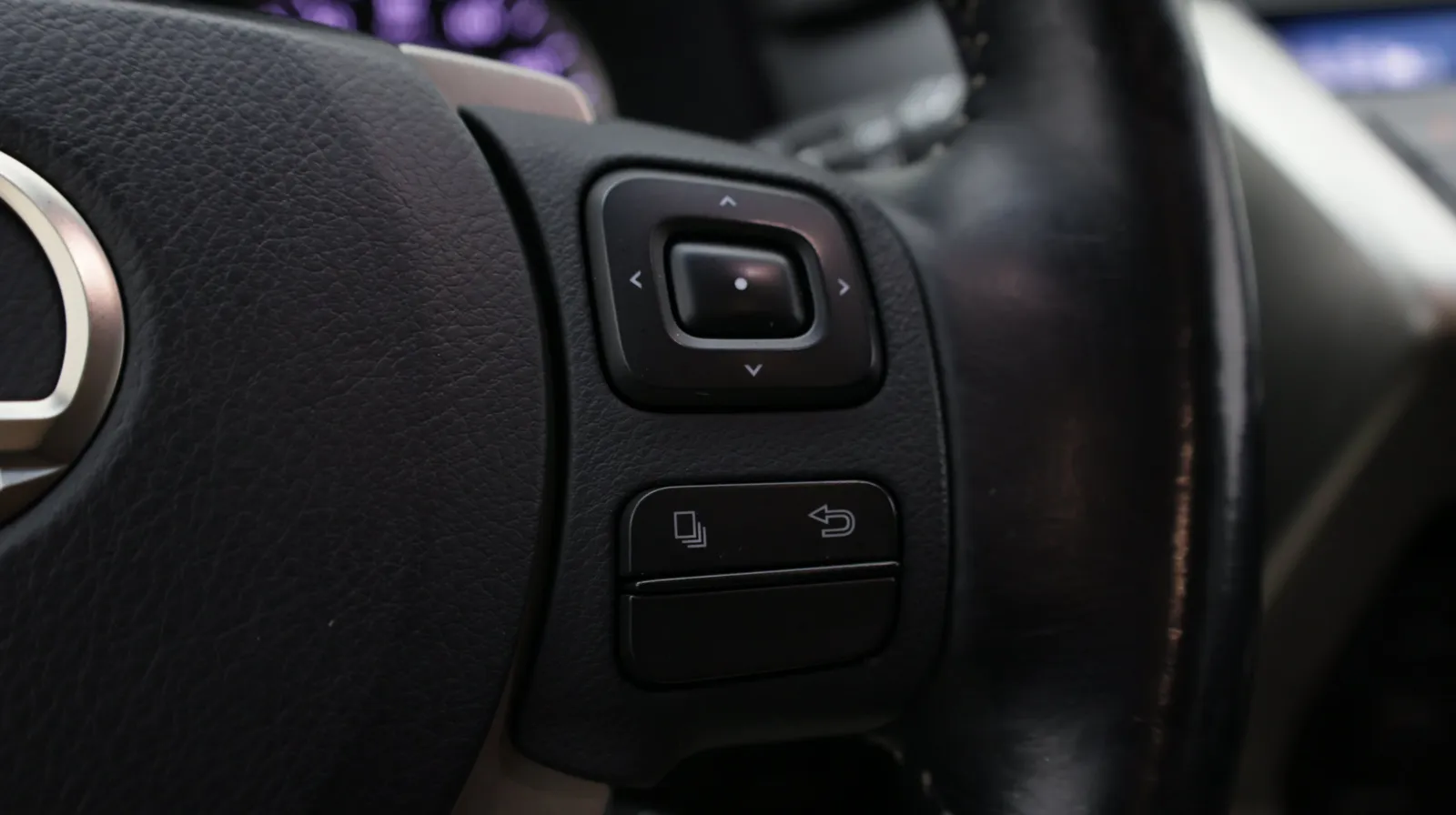 Lexus NX photo 22