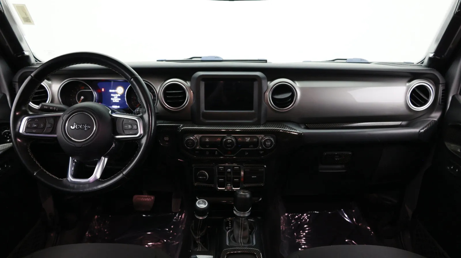 Jeep Wrangler photo 31