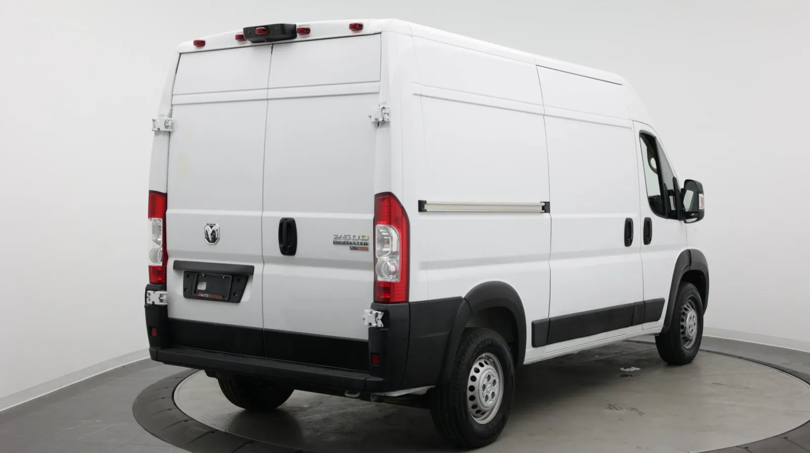 Ram Cargo Van photo 7