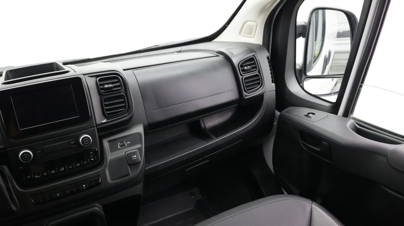 Ram Cargo Van photo 27