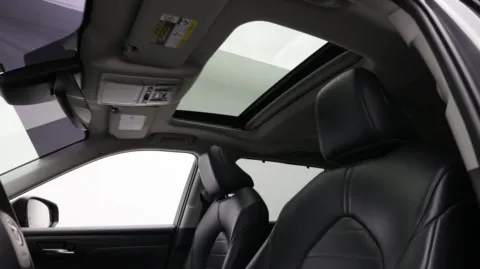 More photos of 2022 Toyota Highlander XLE at Auto Boutique Florida, FL