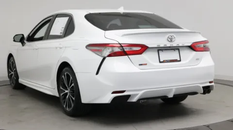 More photos of 2019 Toyota Camry SE at Auto Boutique Florida, FL