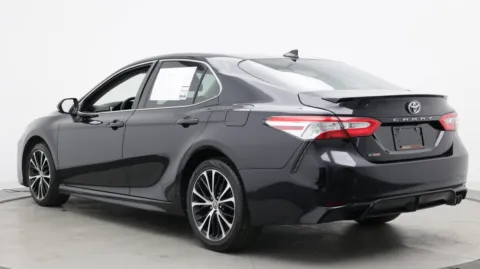 More photos of 2020 Toyota Camry SE at Auto Boutique Florida, FL