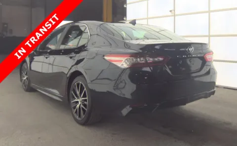 More photos of 2022 Toyota Camry SE at Auto Boutique Florida, FL