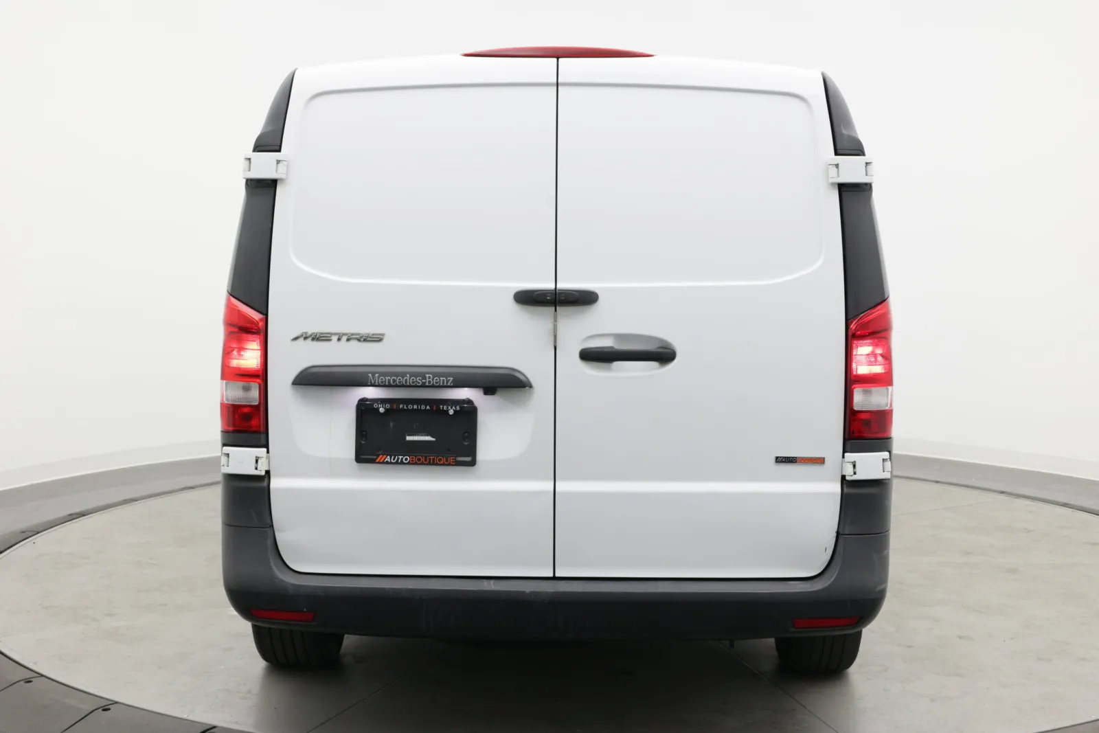 Mercedes-Benz Metris photo 6