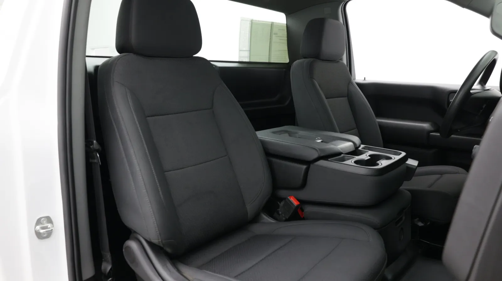 Chevrolet Silverado photo 33