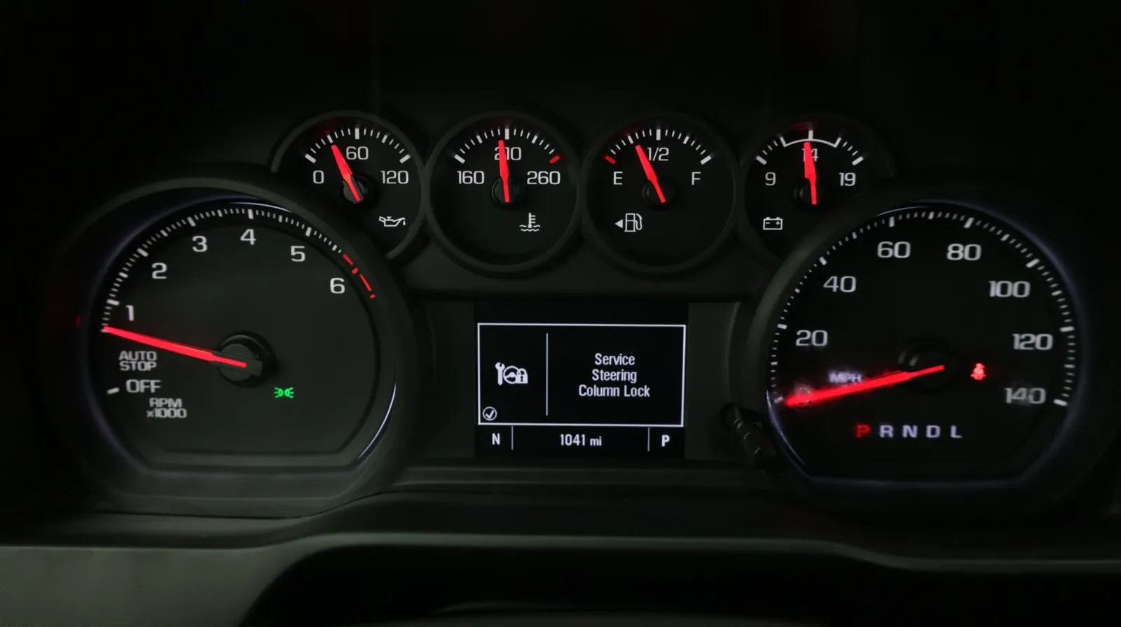 Chevrolet Silverado photo 19