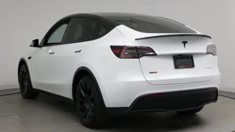 More photos of 2023 Tesla Model Y Long Range at Auto Boutique Florida, FL
