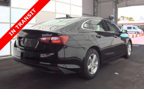 More photos of 2023 Chevrolet Malibu LT at Auto Boutique Florida, FL