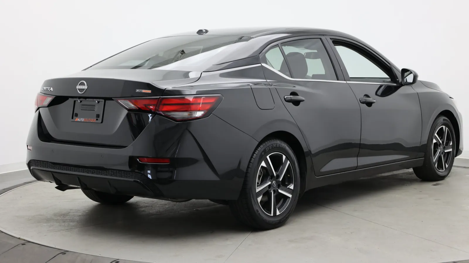 Nissan Sentra photo 7