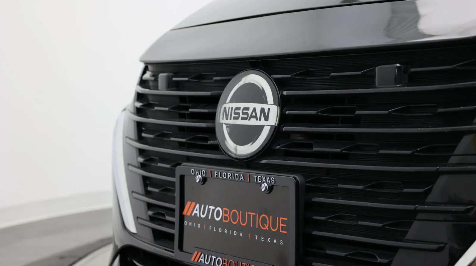Nissan Sentra photo 9