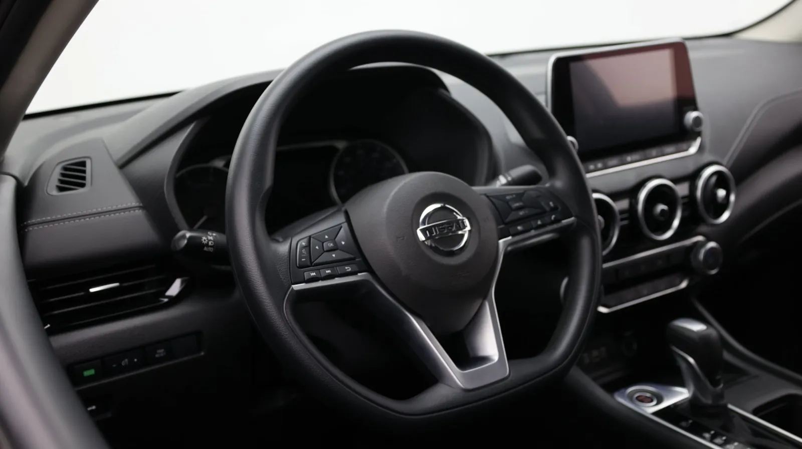 Nissan Sentra photo 14