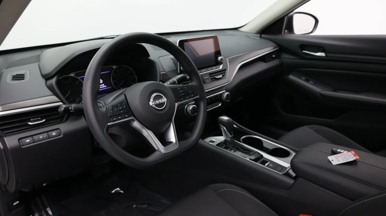 Nissan Altima photo 8