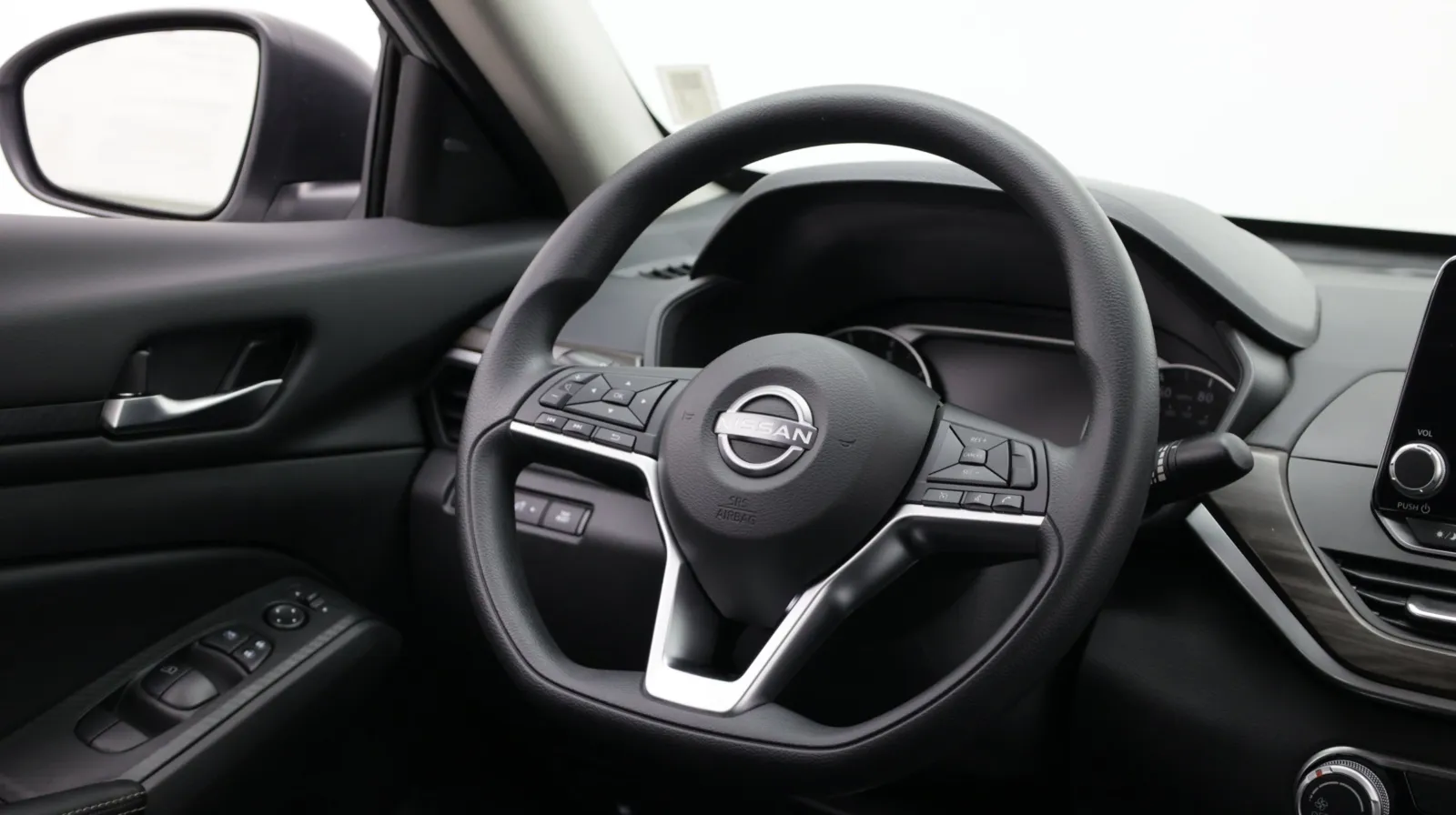 Nissan Altima photo 25