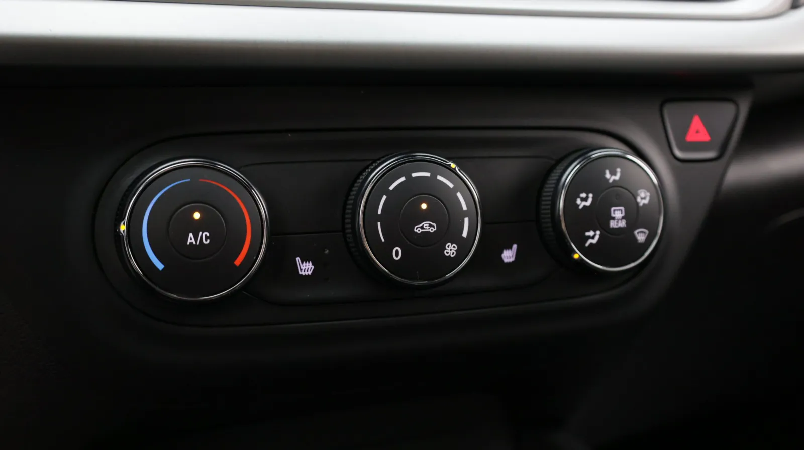 Chevrolet Trax photo 20