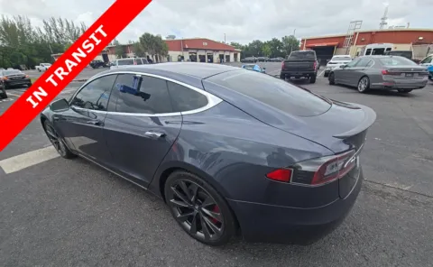 More photos of 2020 Tesla Model S Performance at Auto Boutique Florida, FL