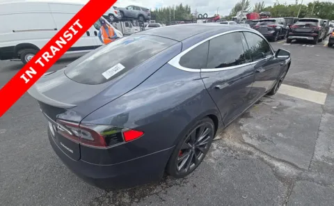 More photos of 2020 Tesla Model S Performance at Auto Boutique Florida, FL