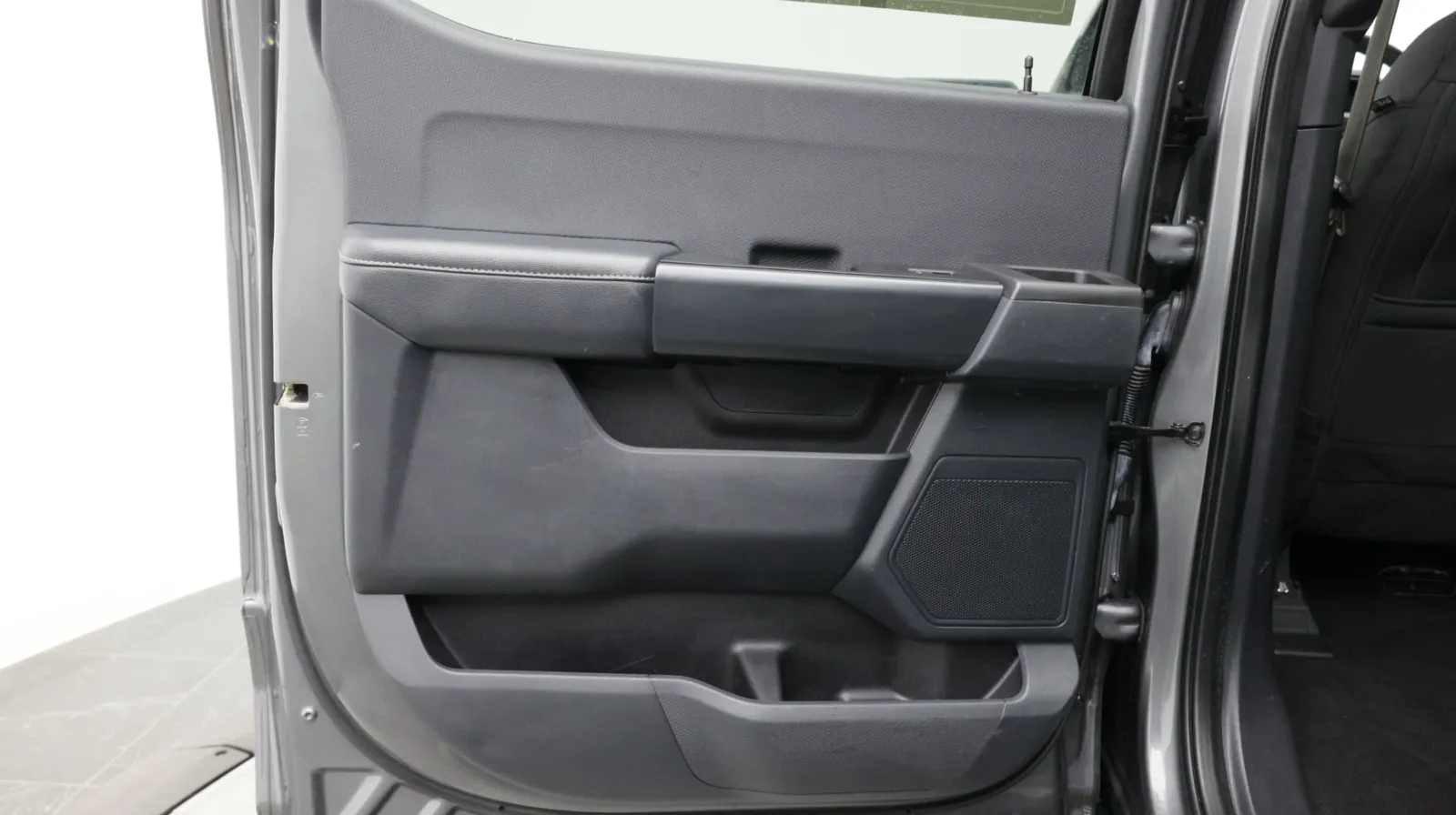 Ford F-150 photo 32