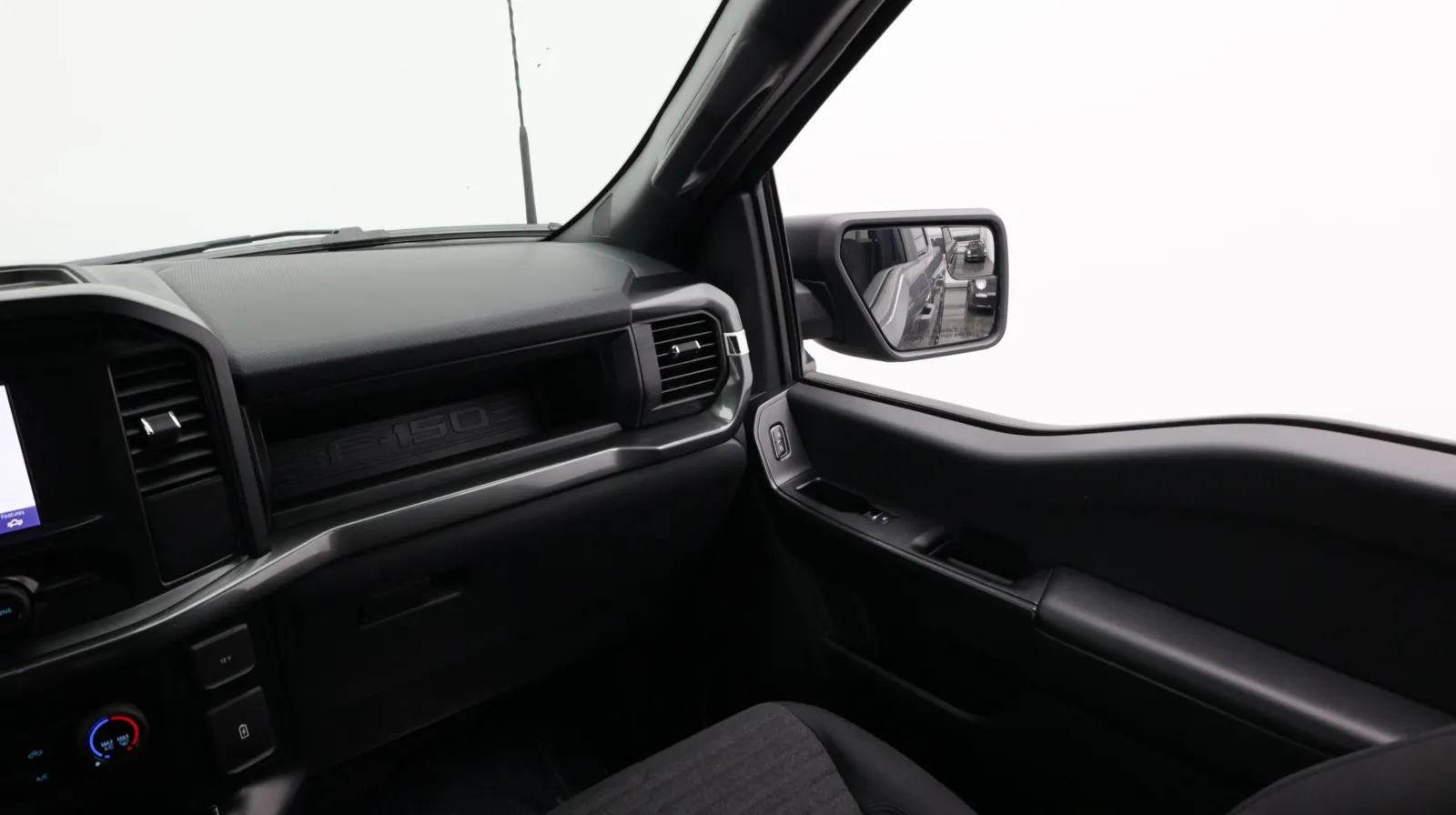 Ford F-150 photo 36