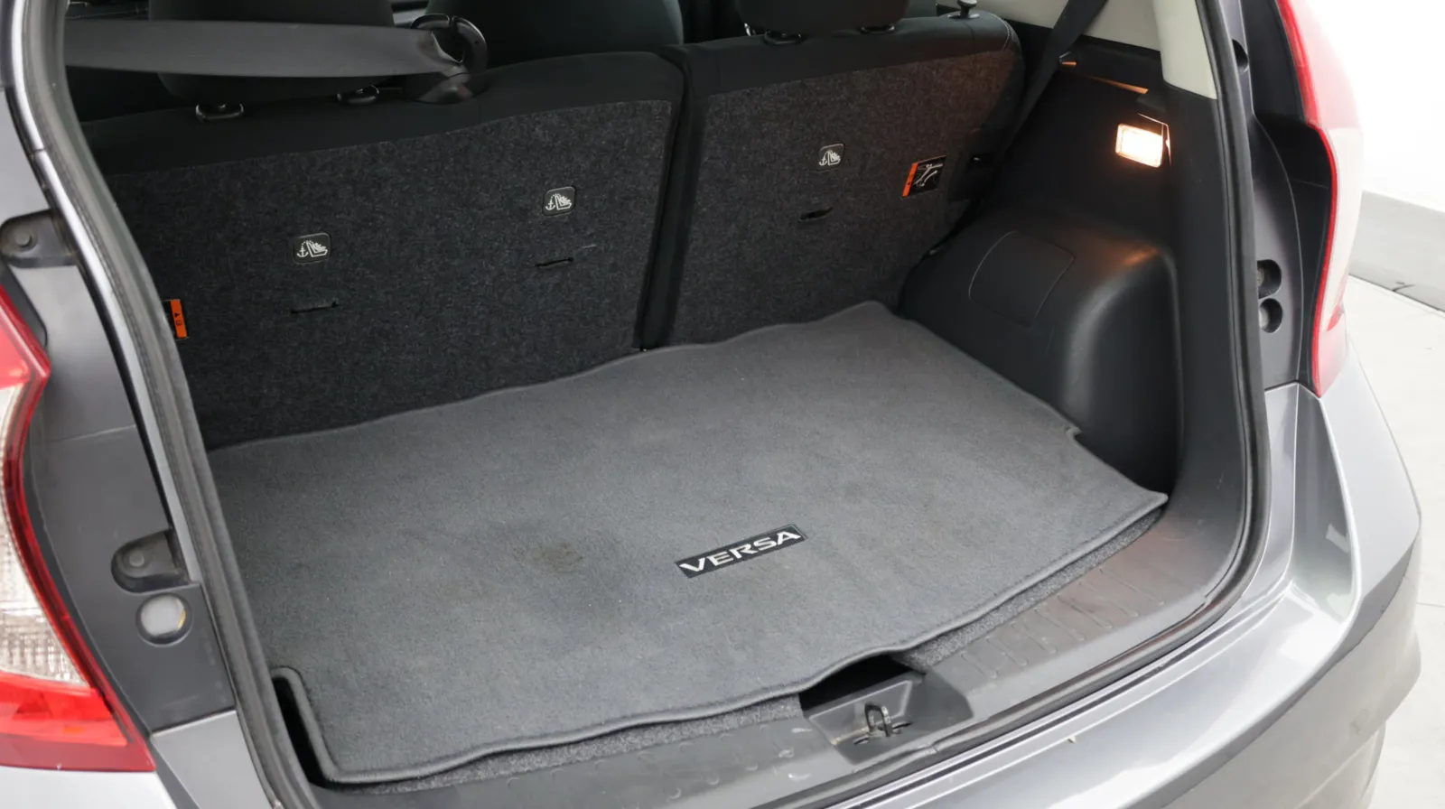 Nissan Versa Note photo 31