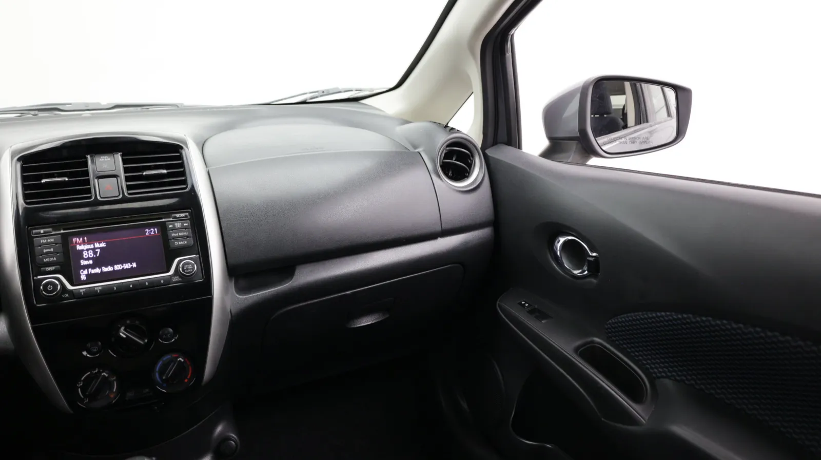 Nissan Versa Note photo 30