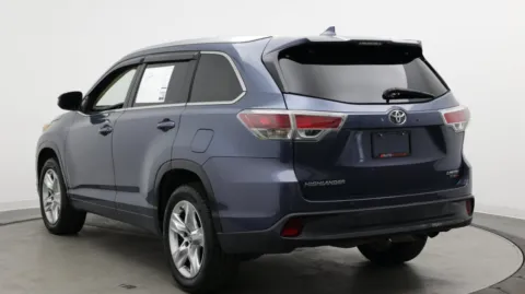 More photos of 2016 Toyota Highlander Limited at Auto Boutique Florida, FL