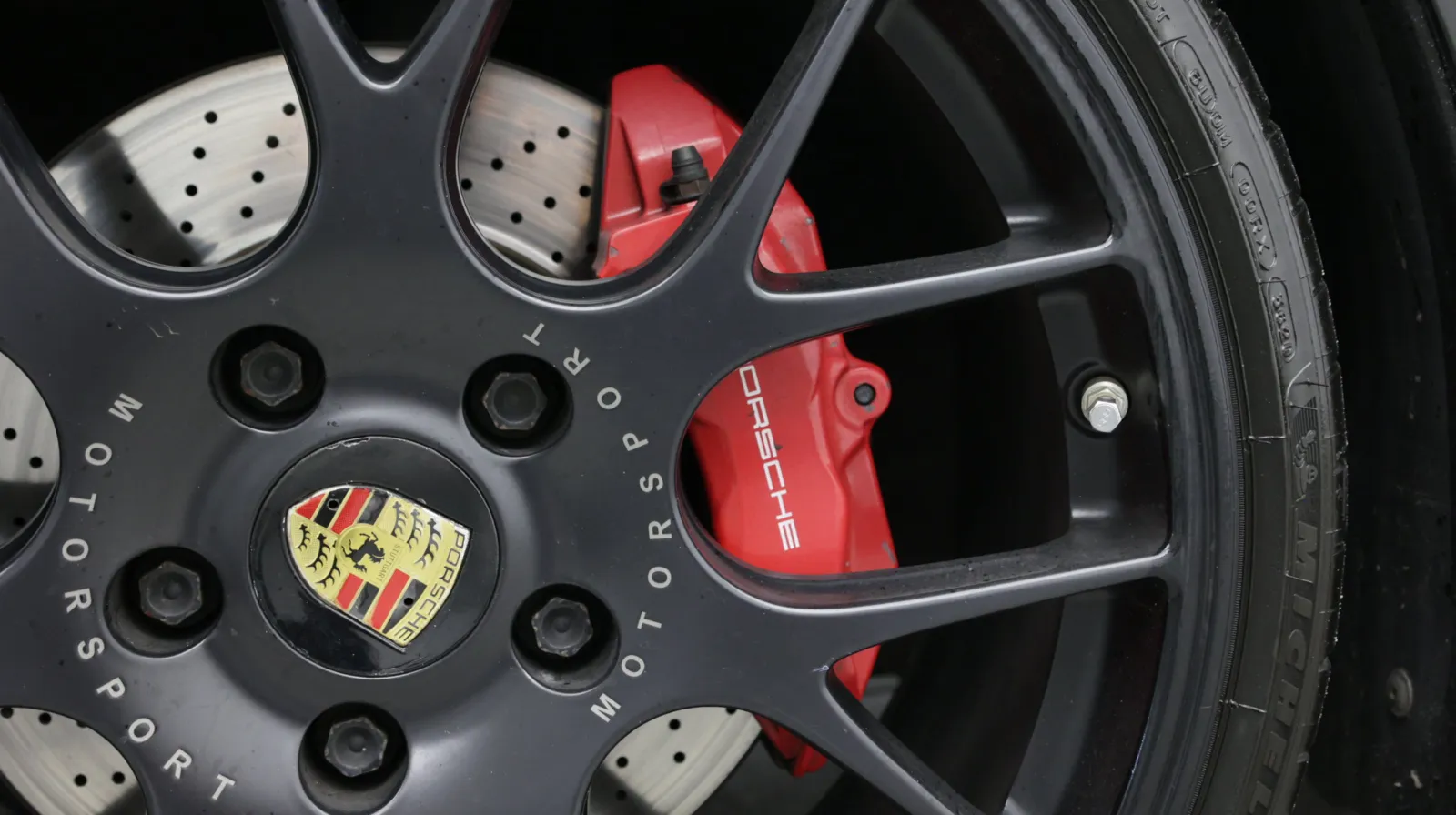 Porsche 911 photo 14
