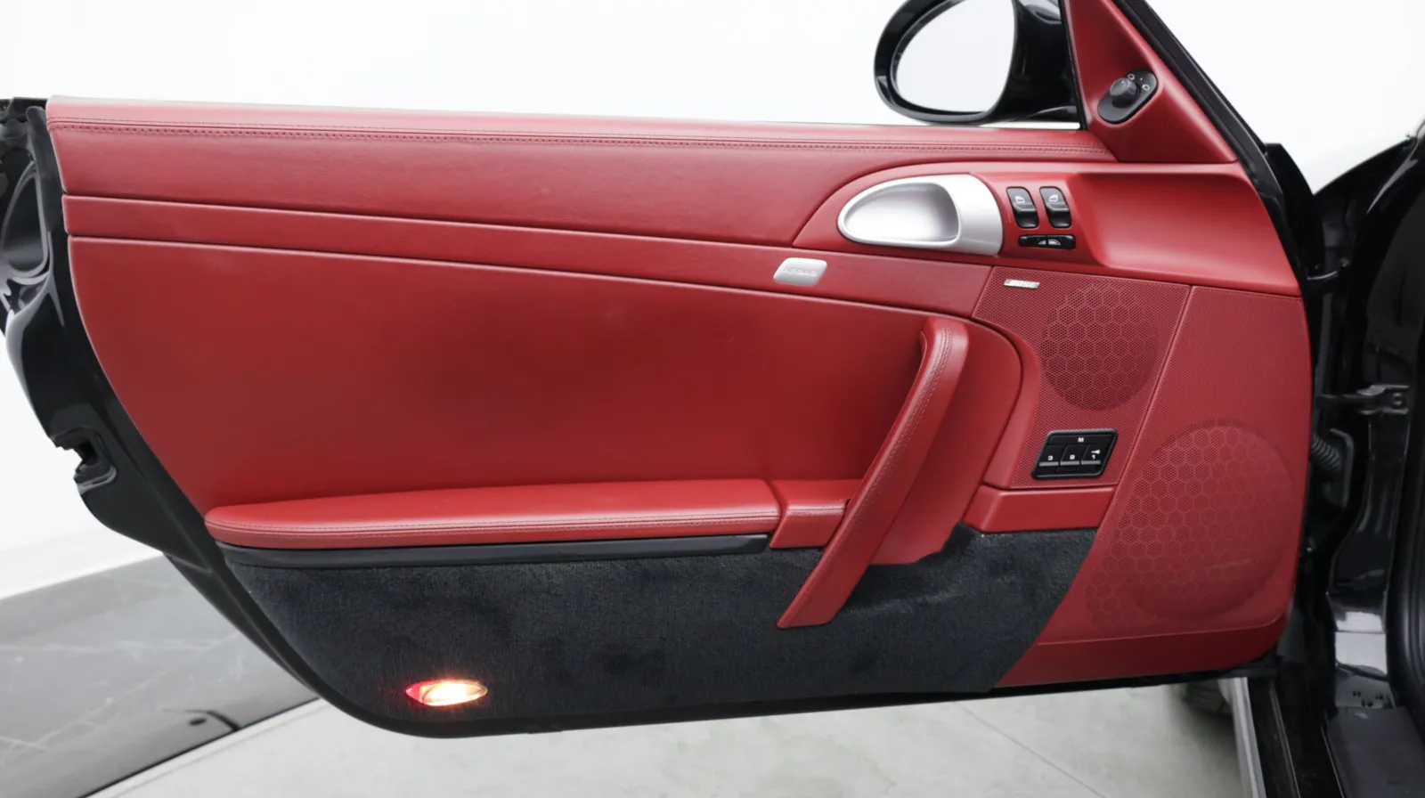 Porsche 911 photo 24