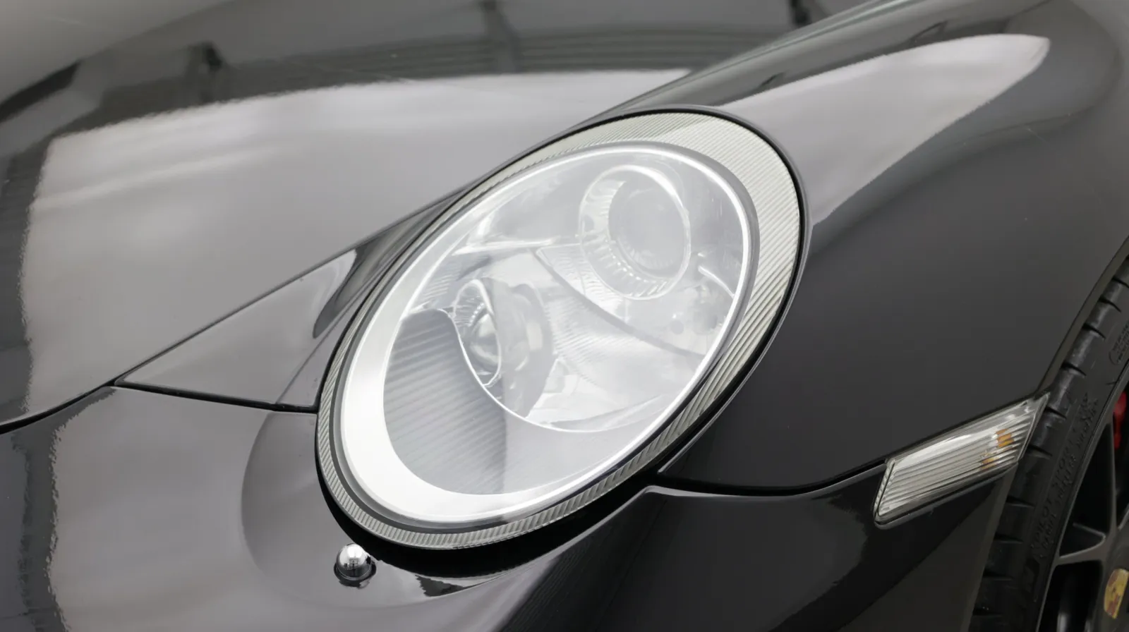 Porsche 911 photo 13