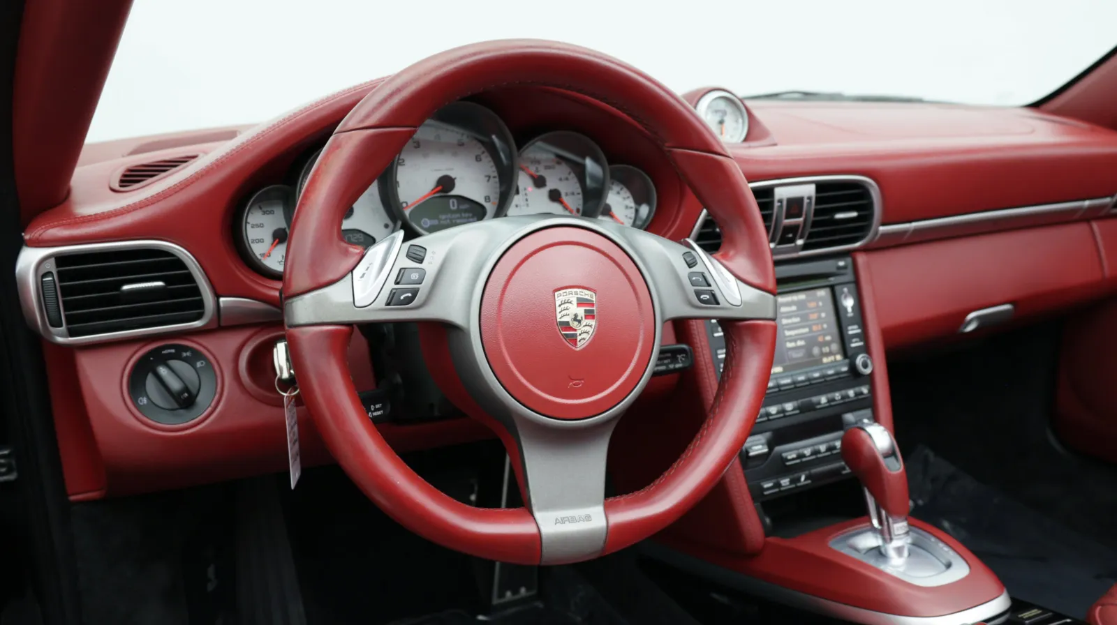 Porsche 911 photo 21