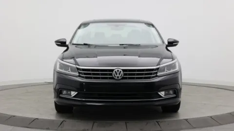 Photos of 2017 Volkswagen Passat 1.8T SE w/Technology for sale in Jacksonville, FL at Auto Boutique Florida