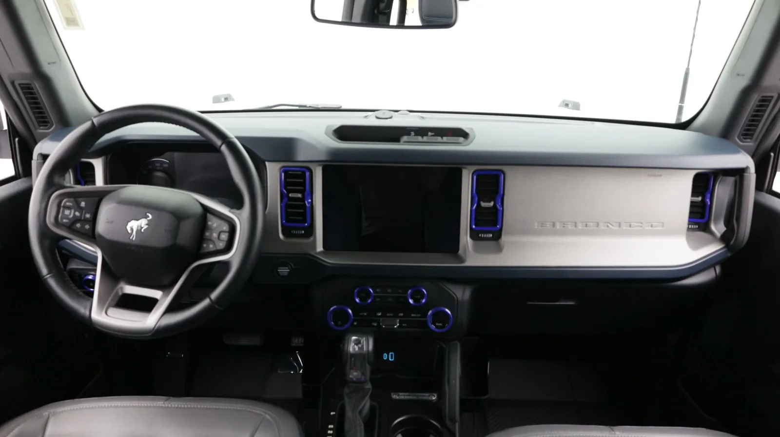 Ford Bronco photo 41